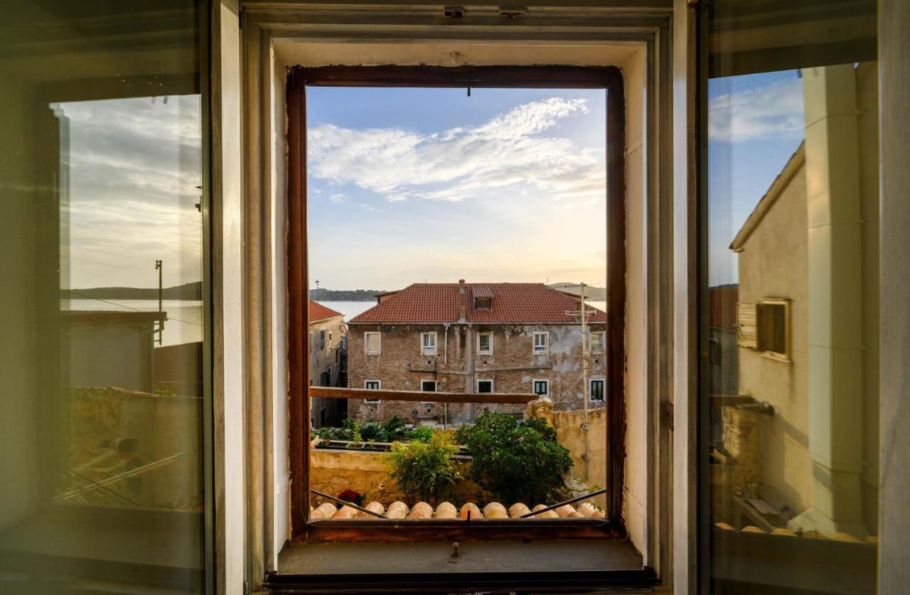 On The Rock Apartments Sibenik Luaran gambar